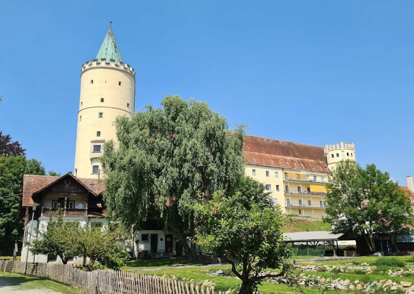 Schloss Lauingen, Germany